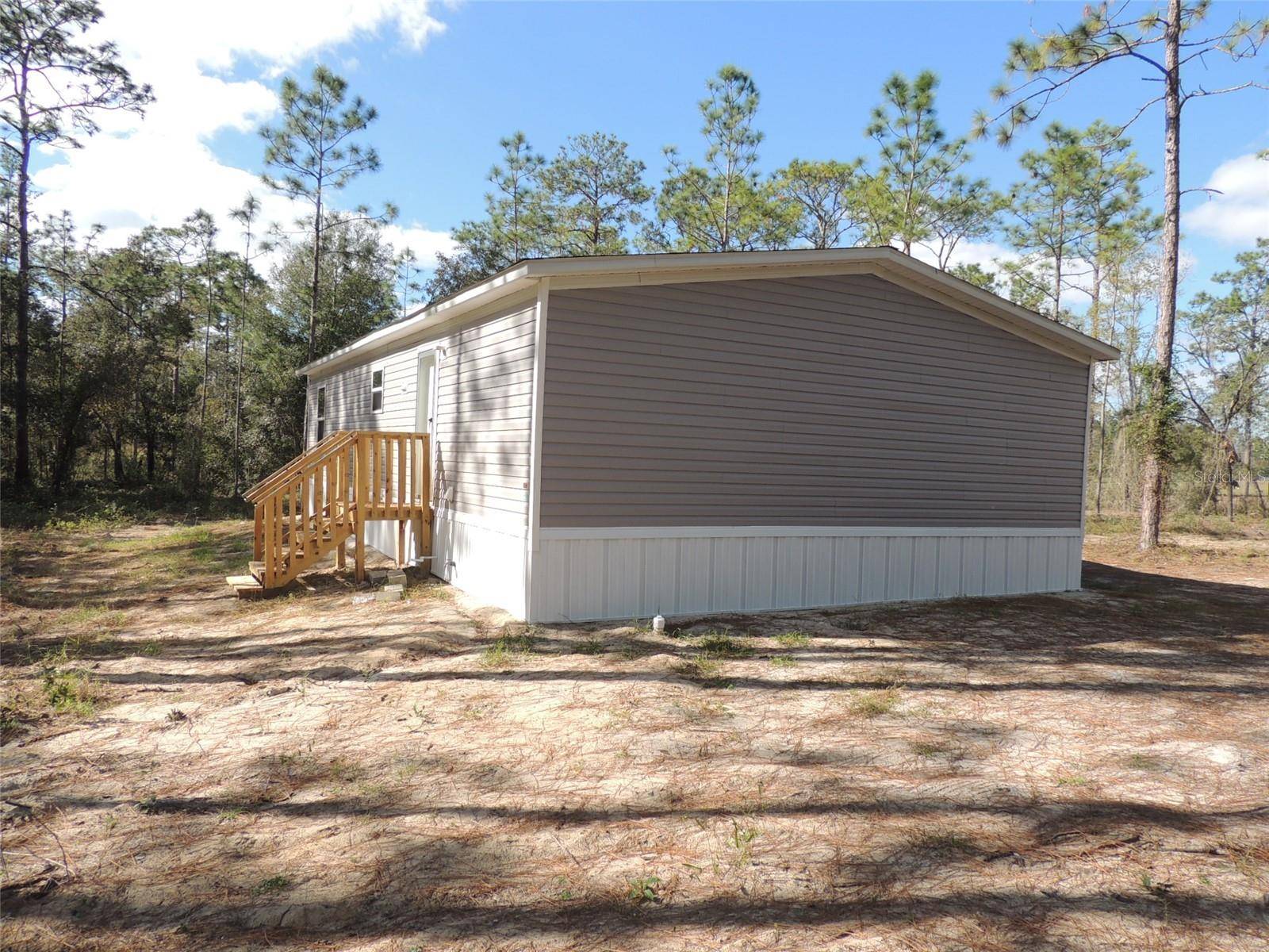 Morriston, FL 32668,14250 SE 20TH ST