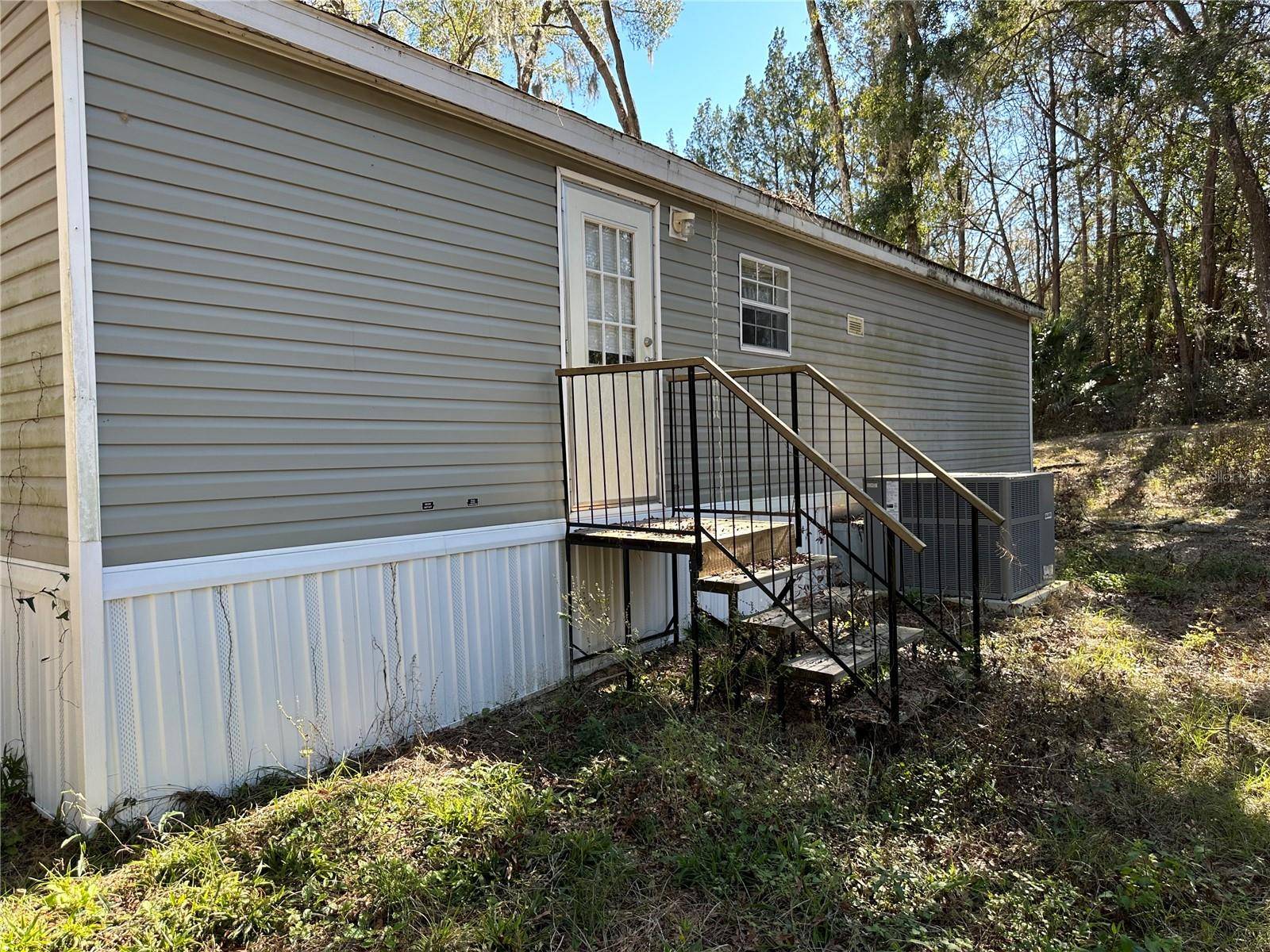 Williston, FL 32696,640 SE 10TH ST