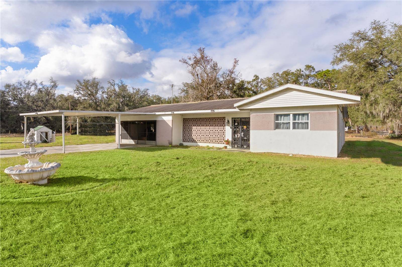 Bushnell, FL 33513,4138 CR 316