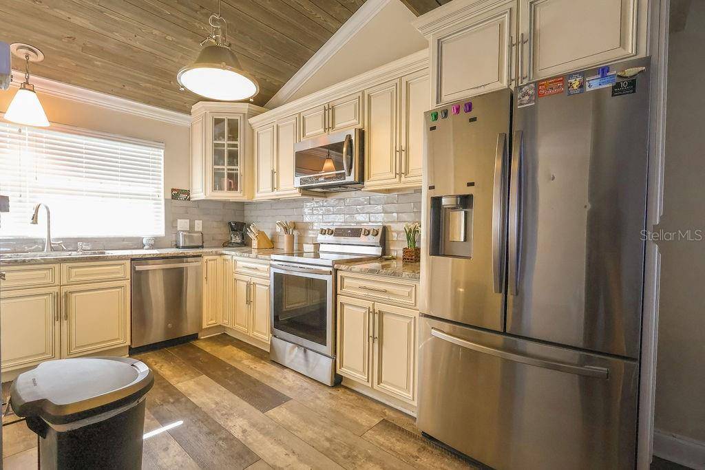 Summerfield, FL 34491,11001 SE SUNSET HARBOR RD #B10