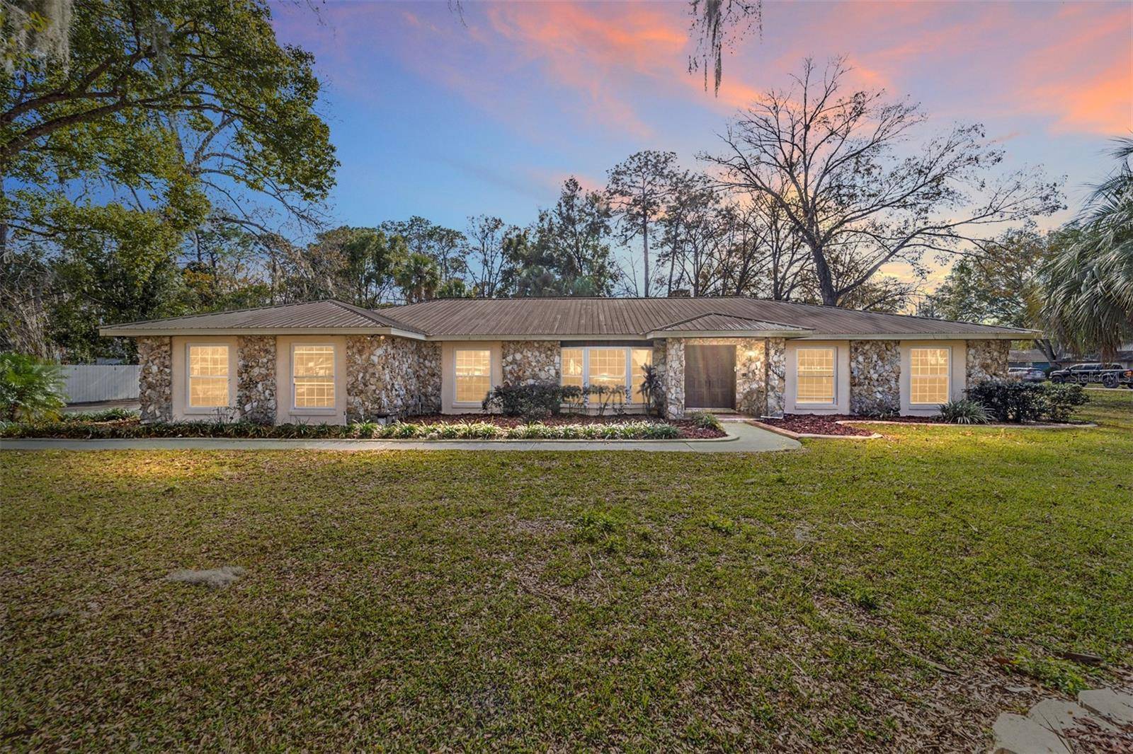 Ocala, FL 34471,2528 SE 15TH ST