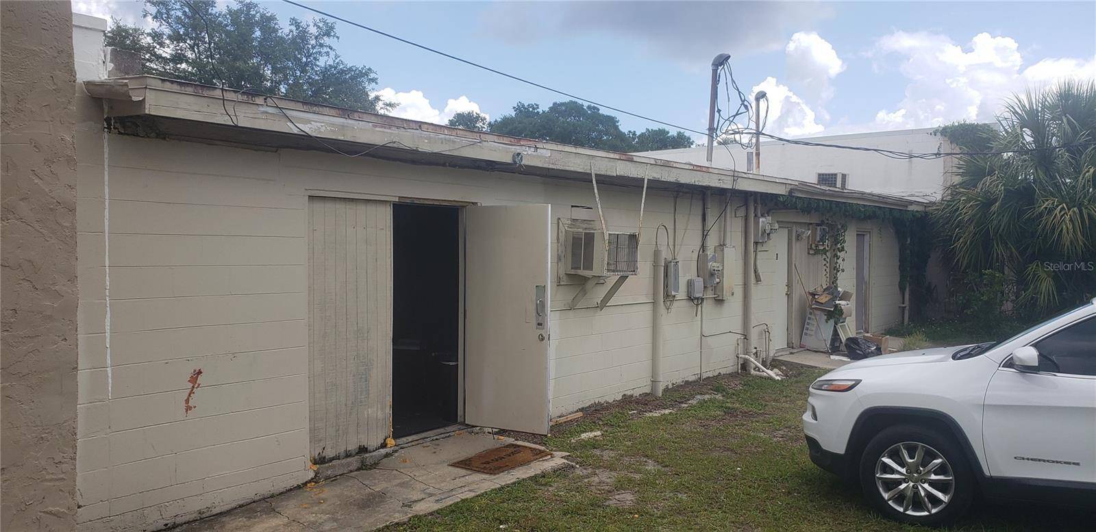 Palatka, FL 32177,2421 CRILL AVE
