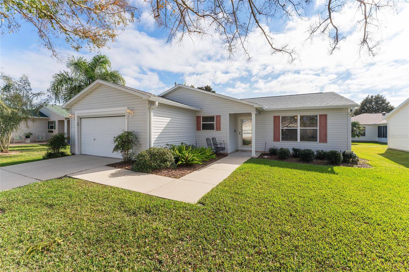 The Villages, FL 32162,3324 OAKDALE PL