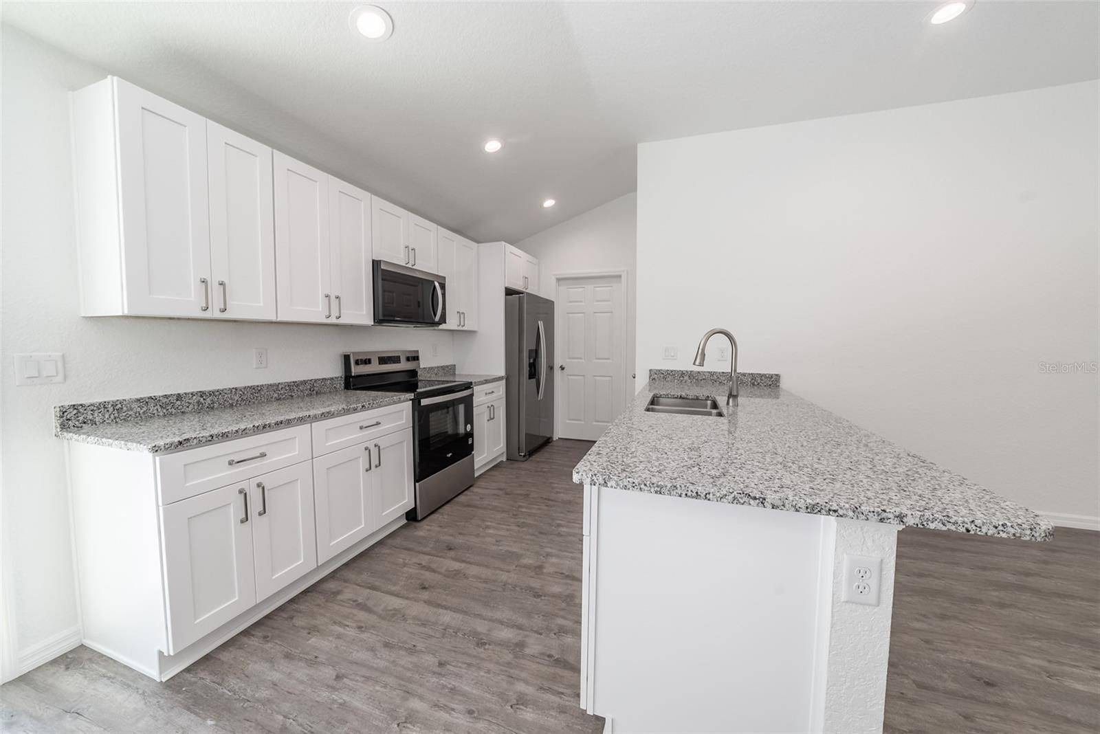 Ocklawaha, FL 32179,16450 SE 57TH PL