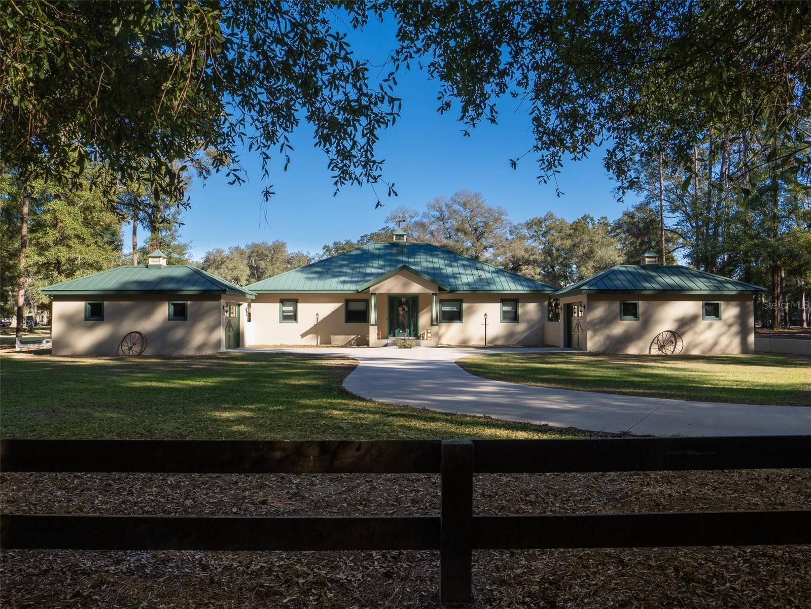 Ocala, FL 34482,2 CARRY BACK RD