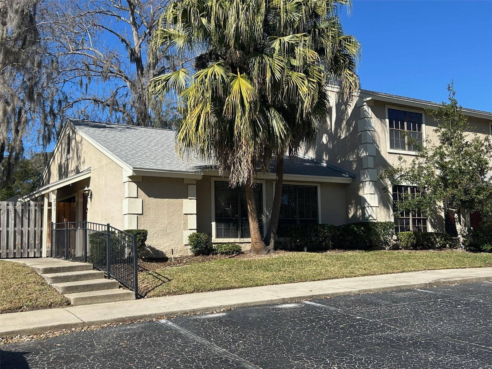 Ocala, FL 34471,1701 SE 24TH RD #201