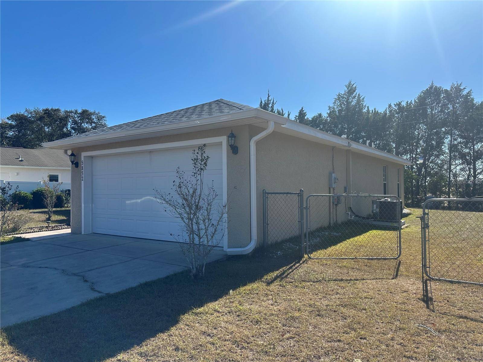 Ocala, FL 34476,5852 129TH PLACE RD