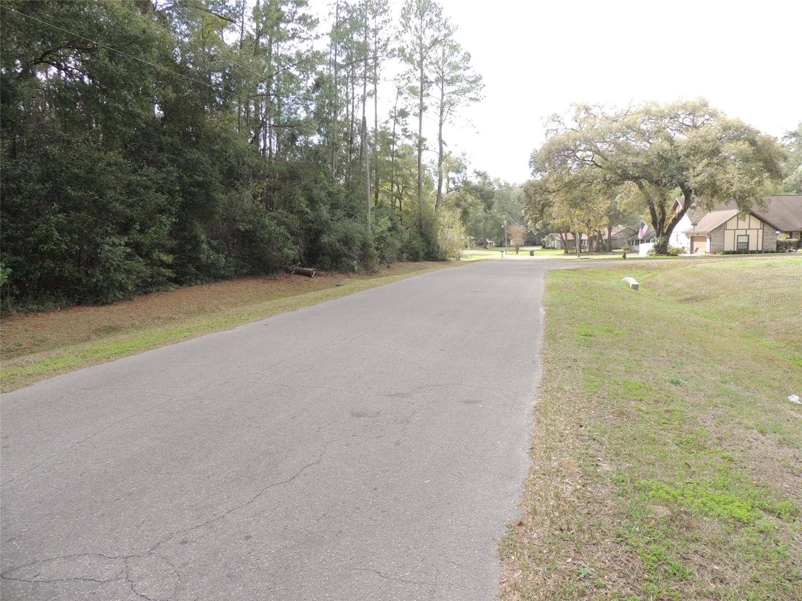 Williston, FL 32696,1011 NE 4TH ST