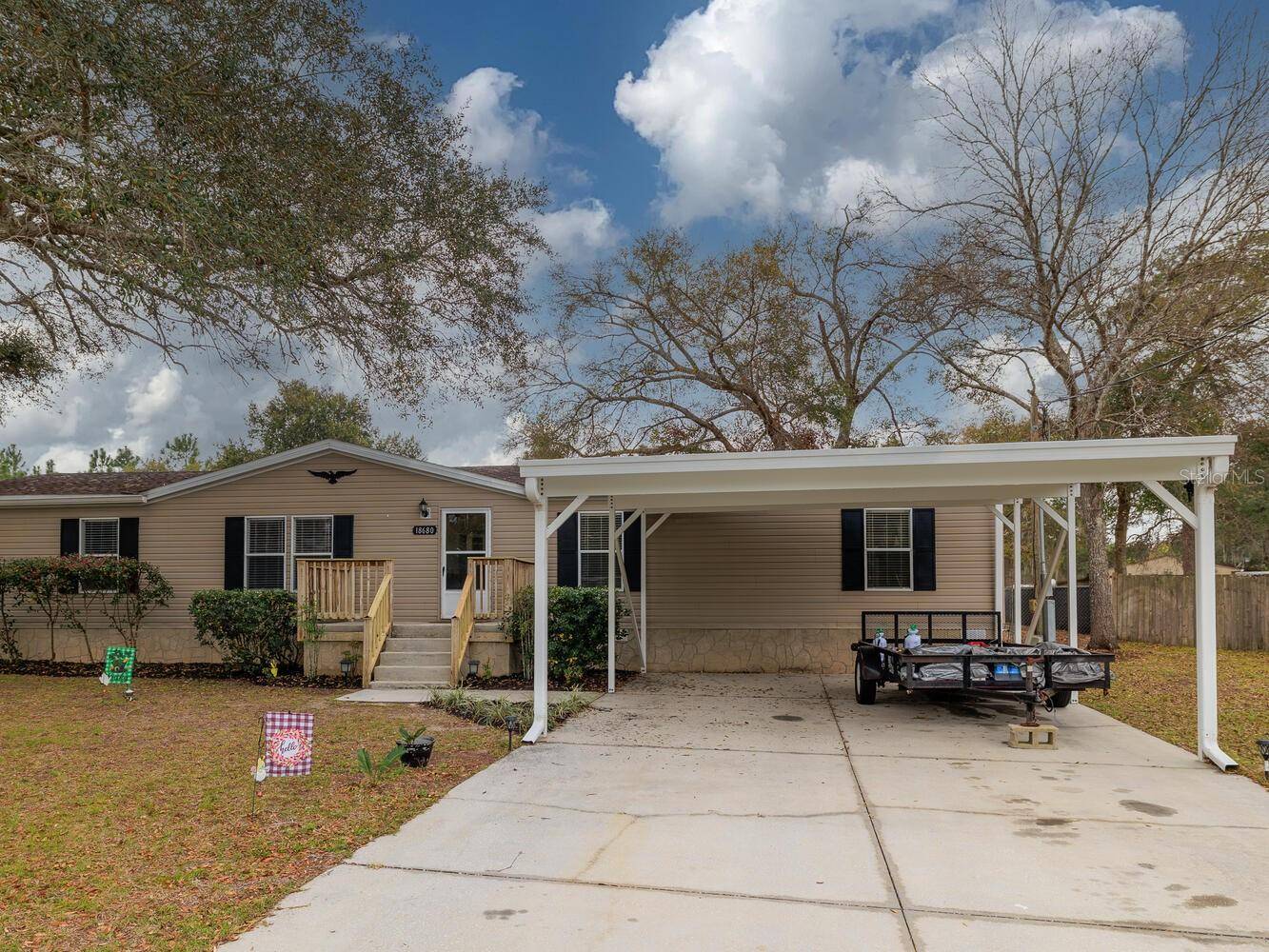 Ocklawaha, FL 32179,18680 SE 55TH PL