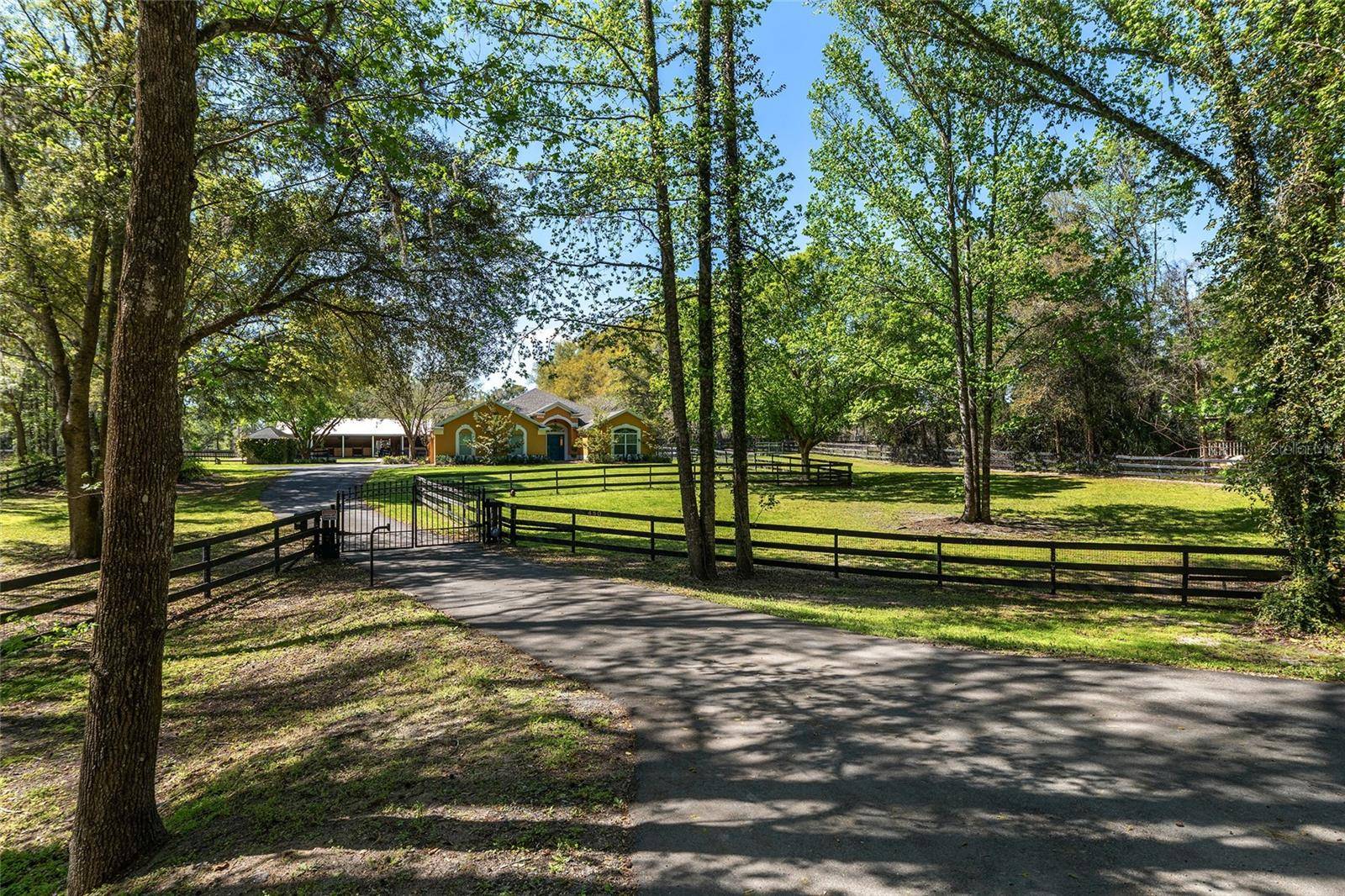 Ocala, FL 34481,450 SW 125TH AVE