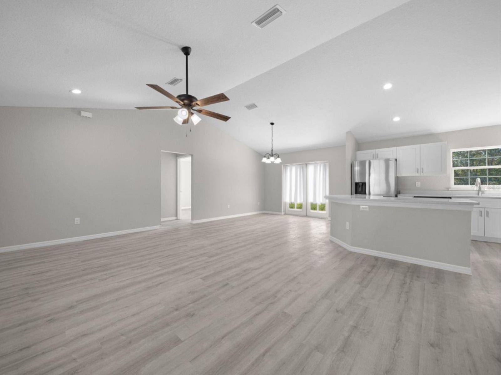 Ocala, FL 34472,3 PINE COURT LN