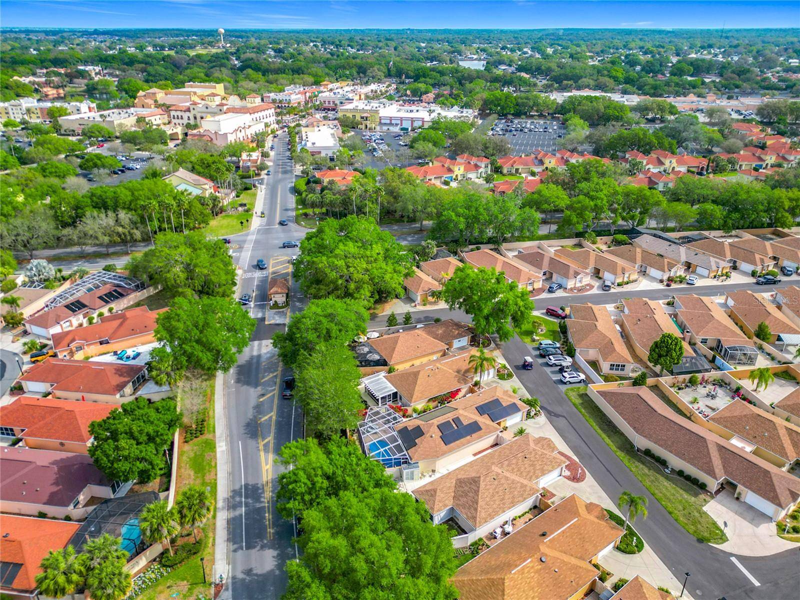 Lady Lake, FL 32159,916 CANCUN CT