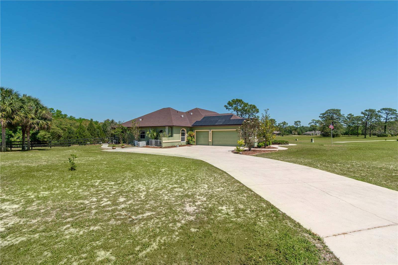 Silver Springs, FL 34488,6045 NE 65TH ST