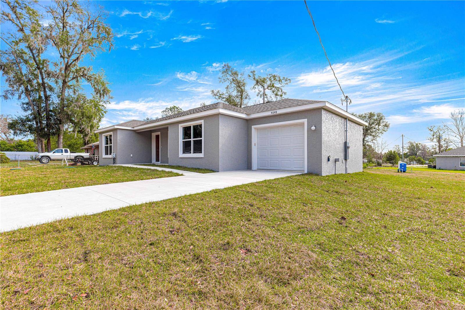 Ocklawaha, FL 32179,46 GUAVA PASS TERRACE