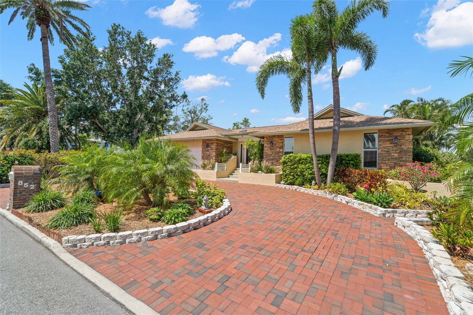 Tierra Verde, FL 33715,852 3RD AVE S