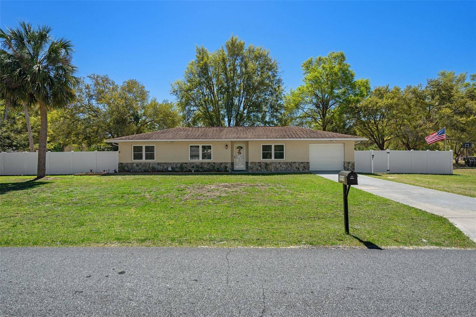 Homosassa, FL 34448,8098 SW LONGFELLOW ST