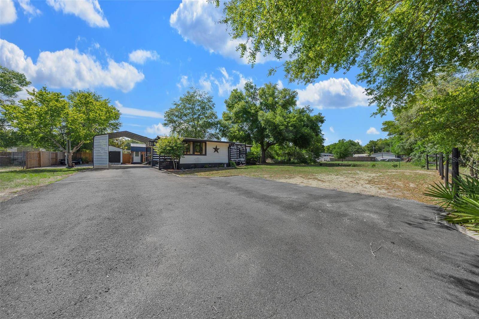 Ocklawaha, FL 32179,5322 SE 183RD AVENUE RD