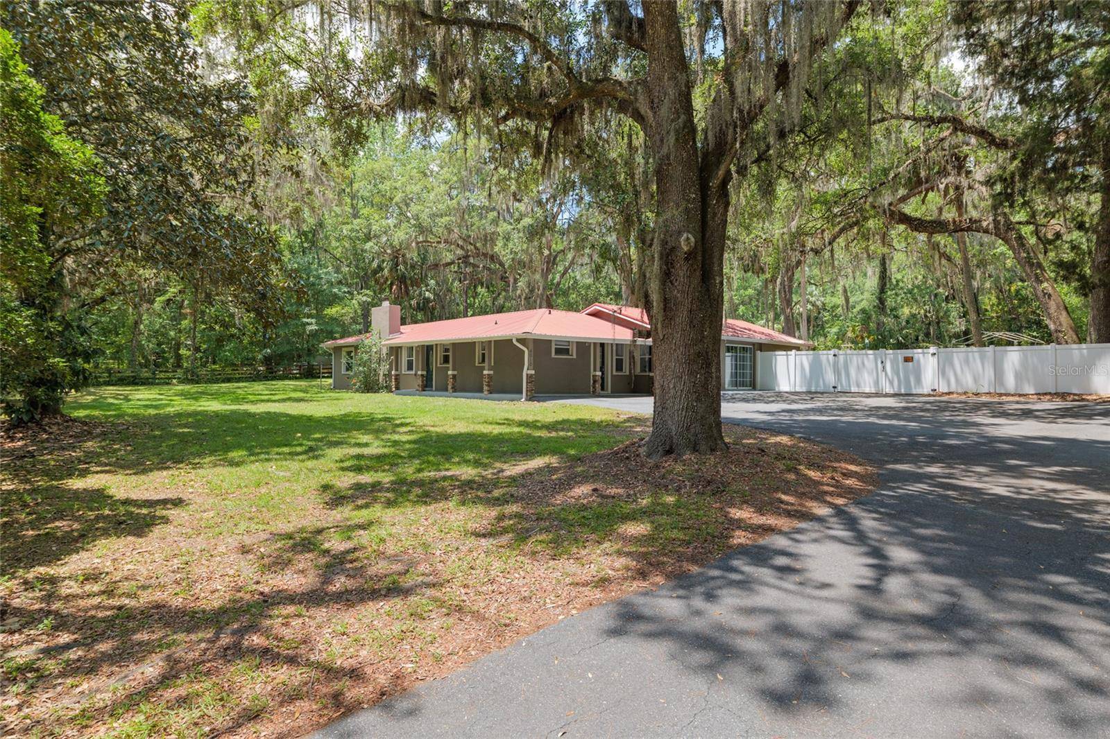 Ocala, FL 34471,4010 SW 7TH AVENUE RD