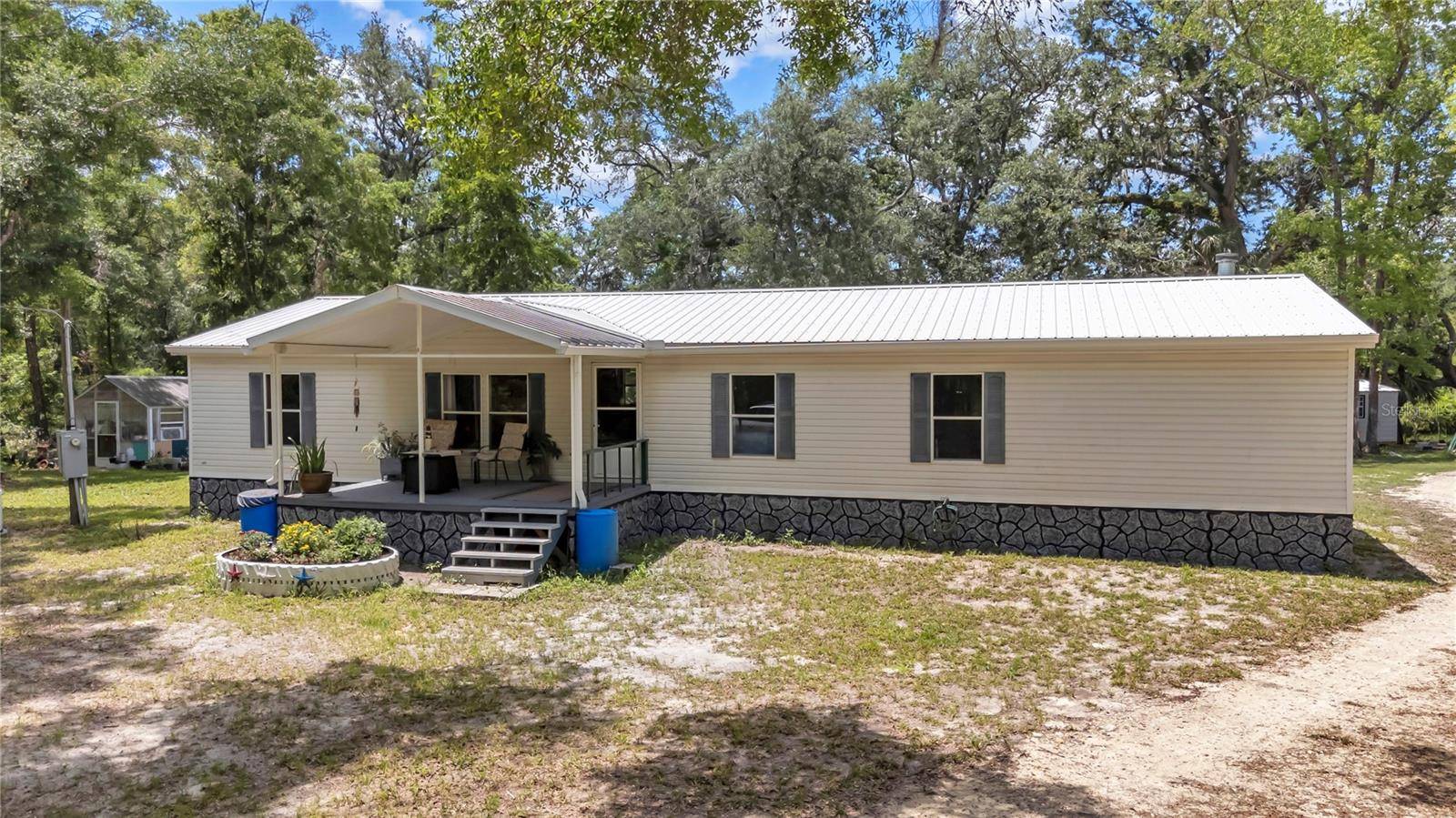 Old Town, FL 32680,592 SE 154TH AVE