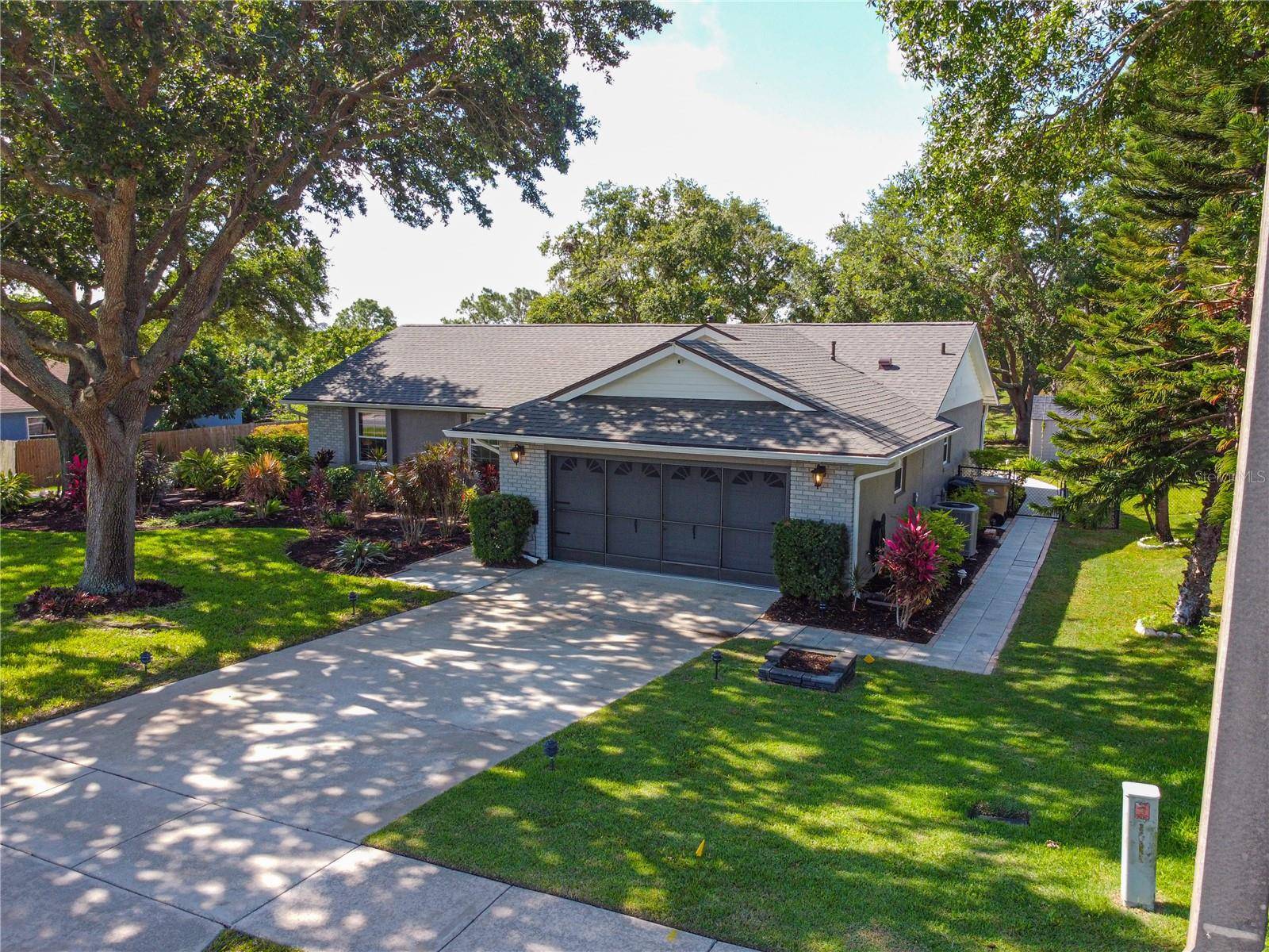 Clermont, FL 34711,15917 HIDDEN LAKE CIR
