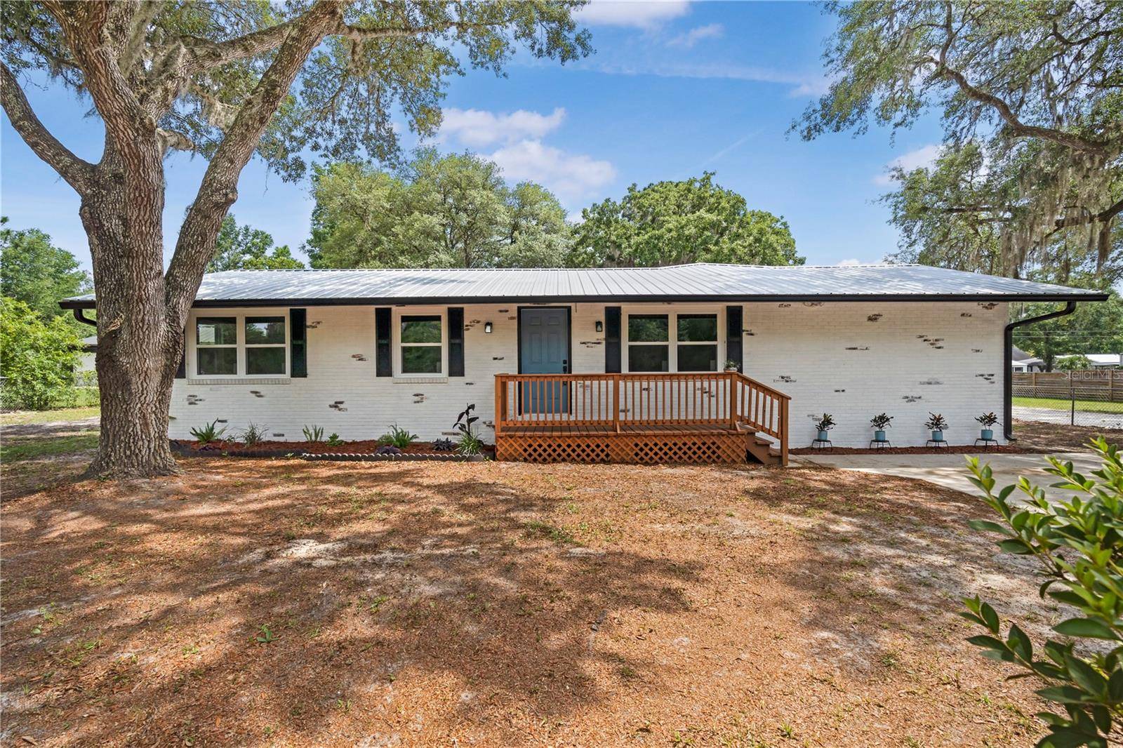 Starke, FL 32091,362 SE 72ND ST