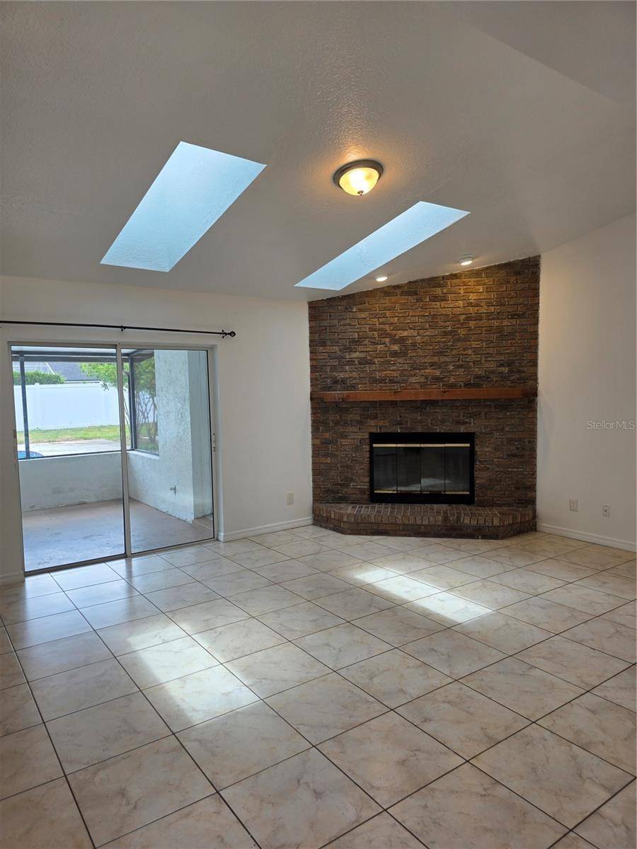 Ocala, FL 34480,5525 SE 43RD CT