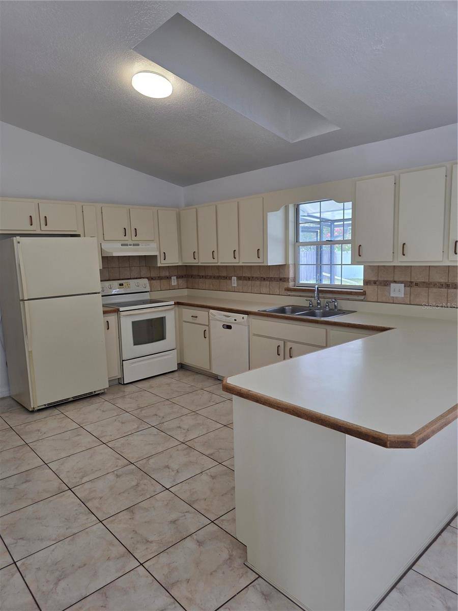 Ocala, FL 34480,5525 SE 43RD CT