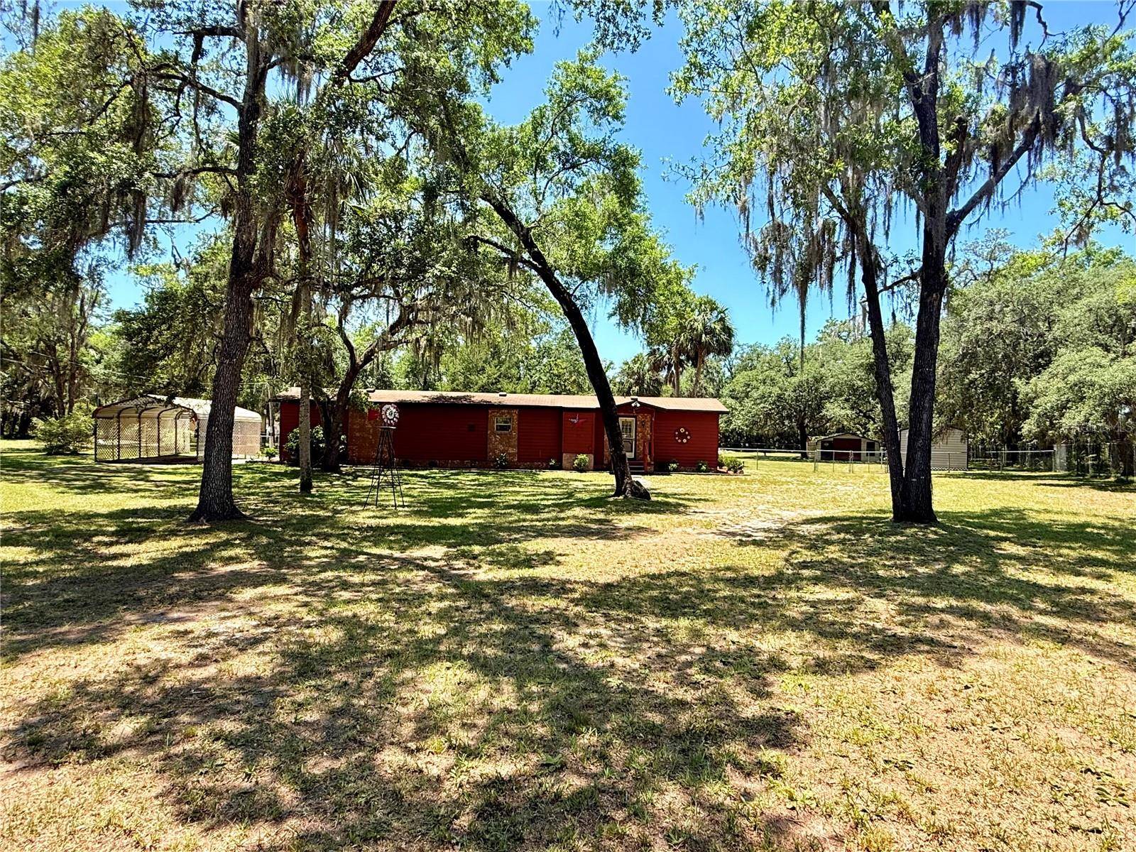 Inglis, FL 34449,310 DEBRA ST