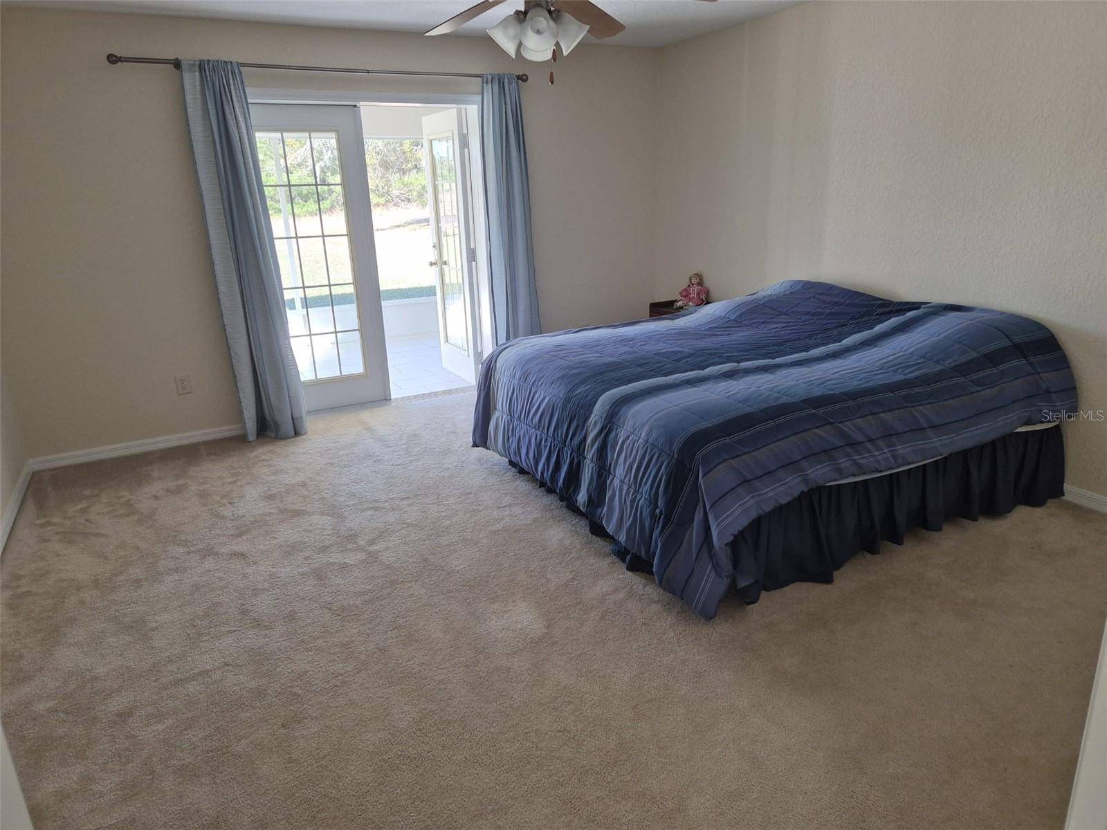 Ocala, FL 34473,360 MARION OAKS GOLF WAY