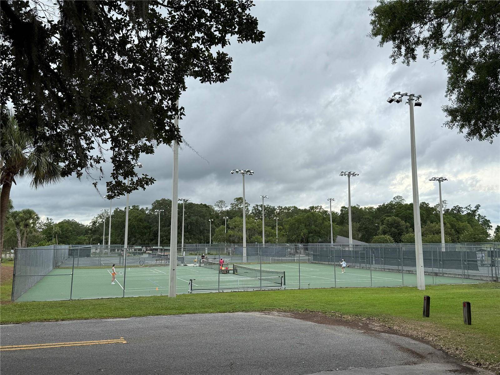 Ocala, FL 34470,3401 E FORT KING ST #103