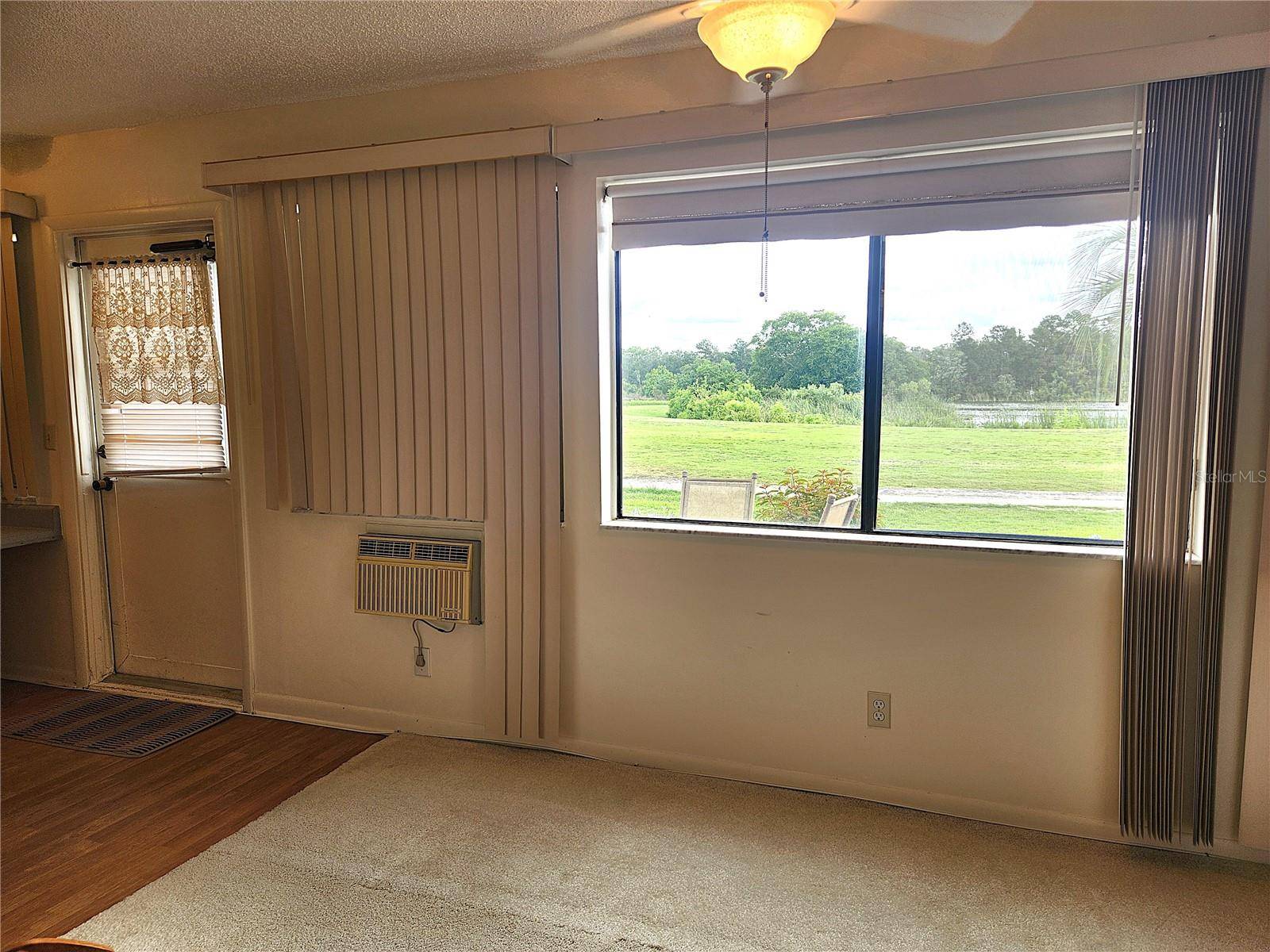 Ocala, FL 34472,654 MIDWAY DR #A