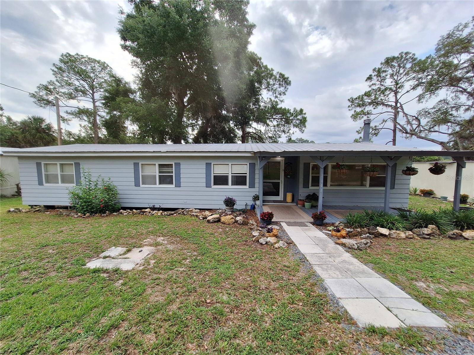 Silver Springs, FL 34488,1041 SE 163RD AVENUE RD