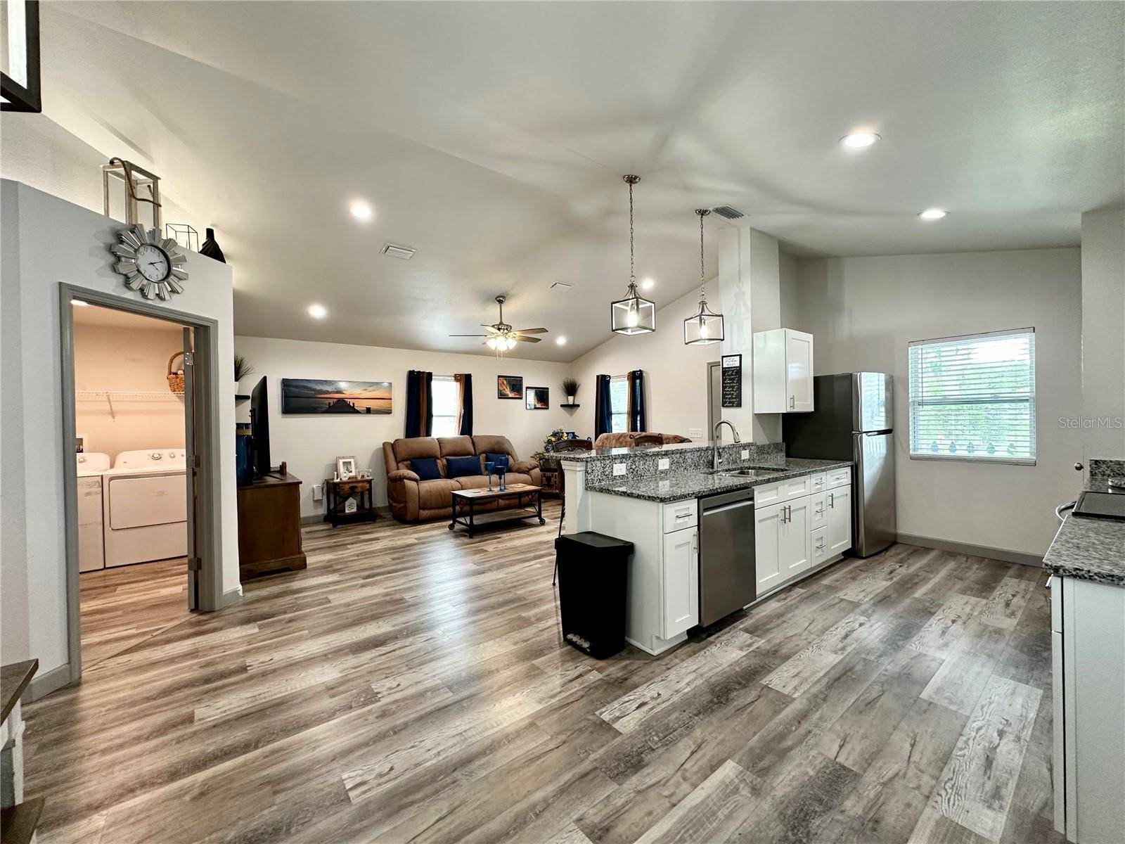 High Springs, FL 32643,23167 NW 180TH PL
