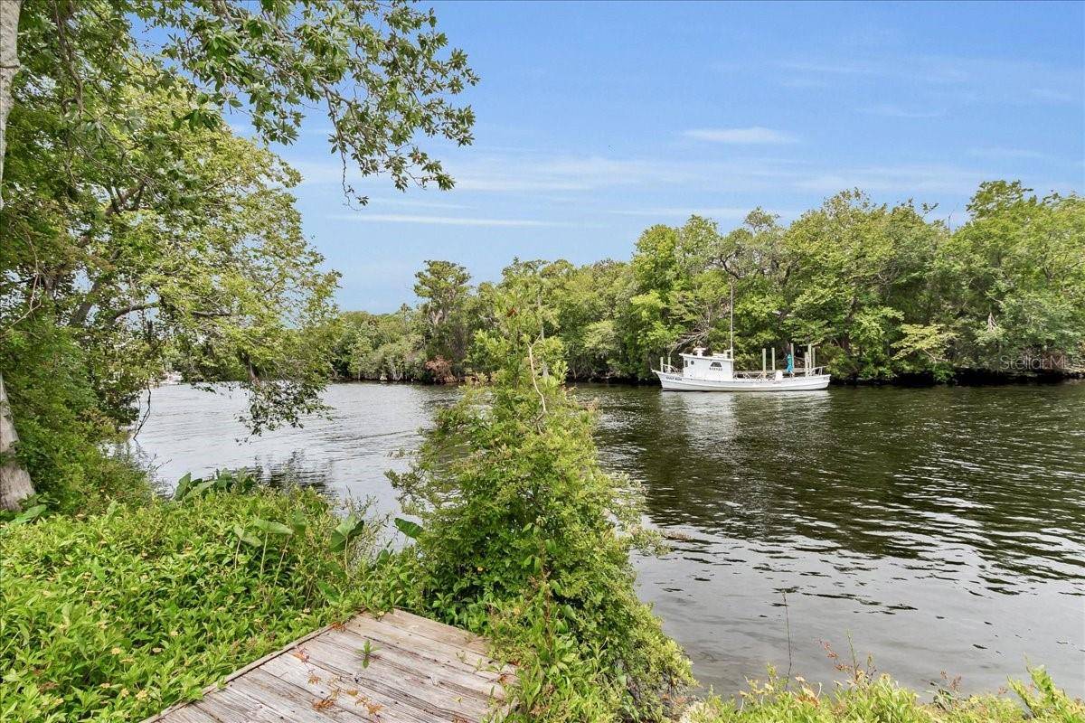Yankeetown, FL 34498,35 MAGNOLIA AVE