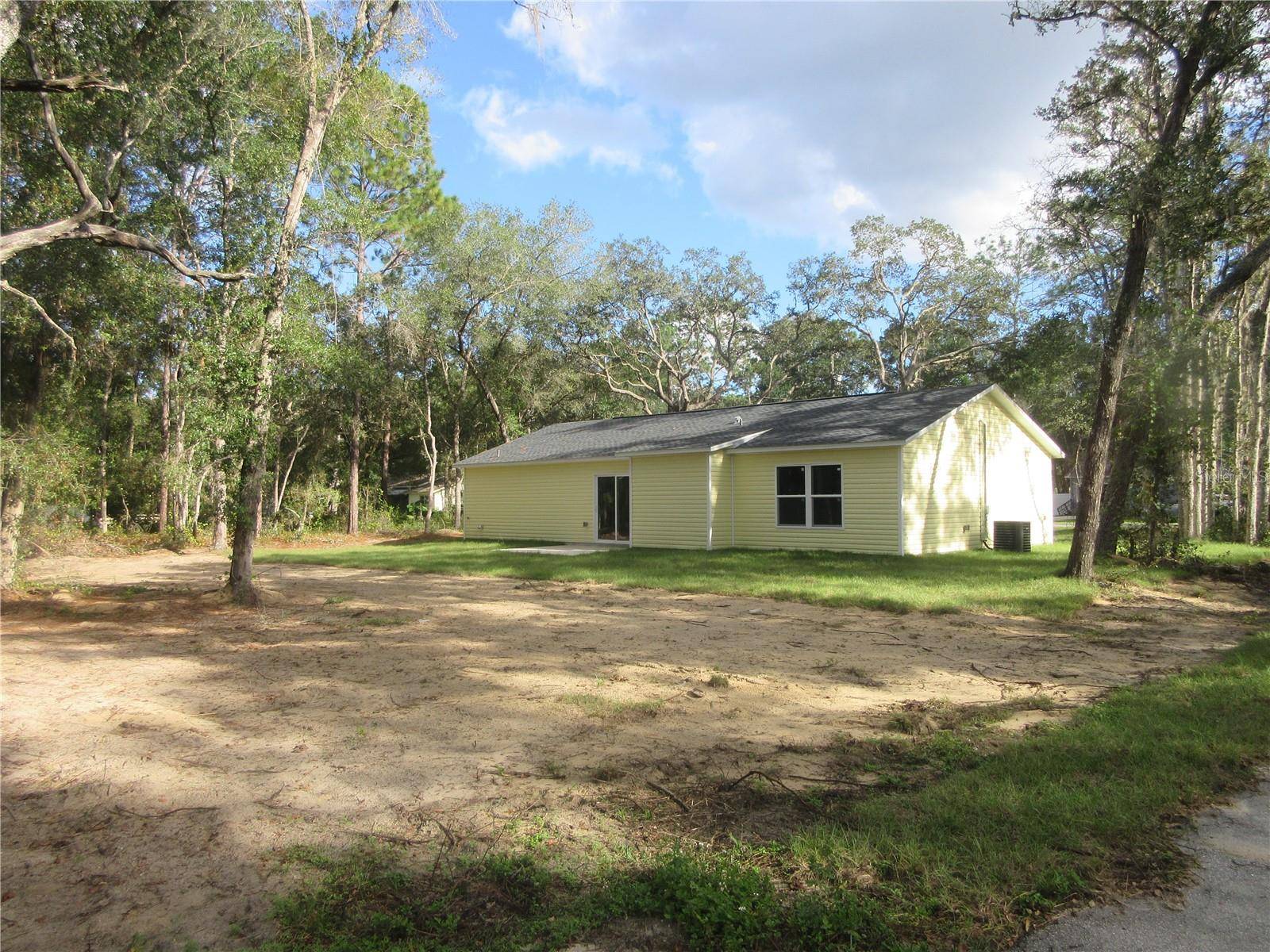 Ocklawaha, FL 32179,17009 SE 60TH ST