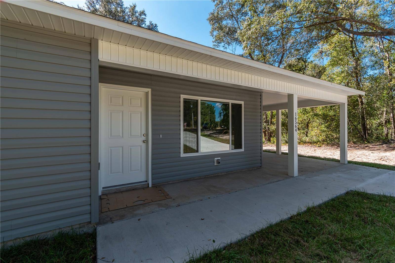 Ocklawaha, FL 32179,17009 SE 60TH ST