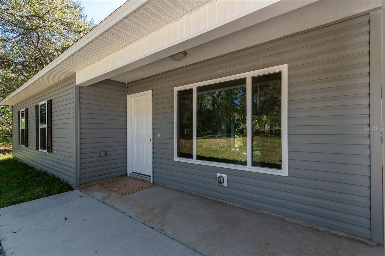 Ocklawaha, FL 32179,17009 SE 60TH ST