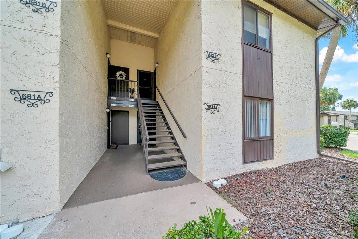 Ocala, FL 34472,683 MIDWAY DR #B
