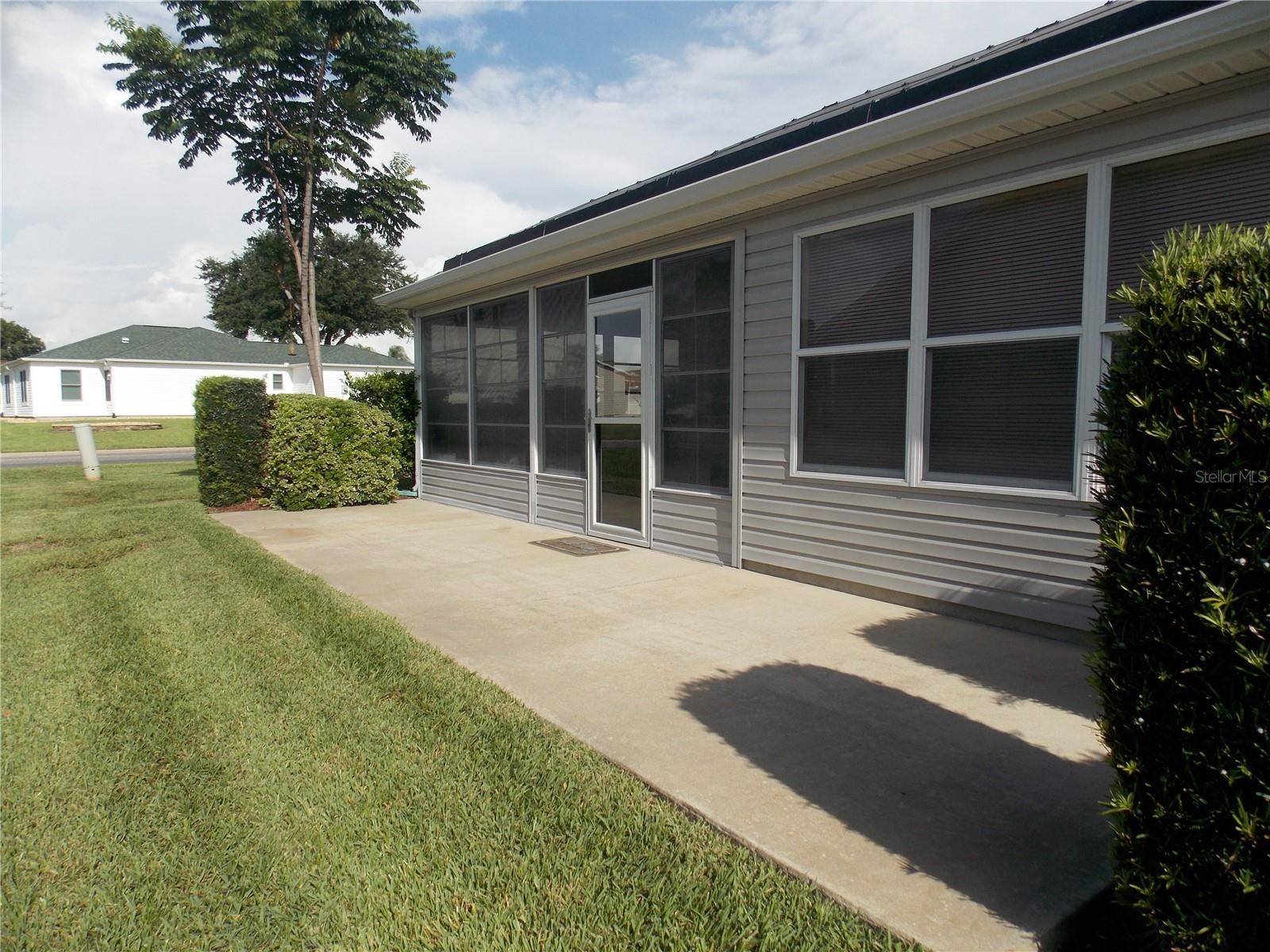 Lady Lake, FL 32159,1256 CAMERO DR