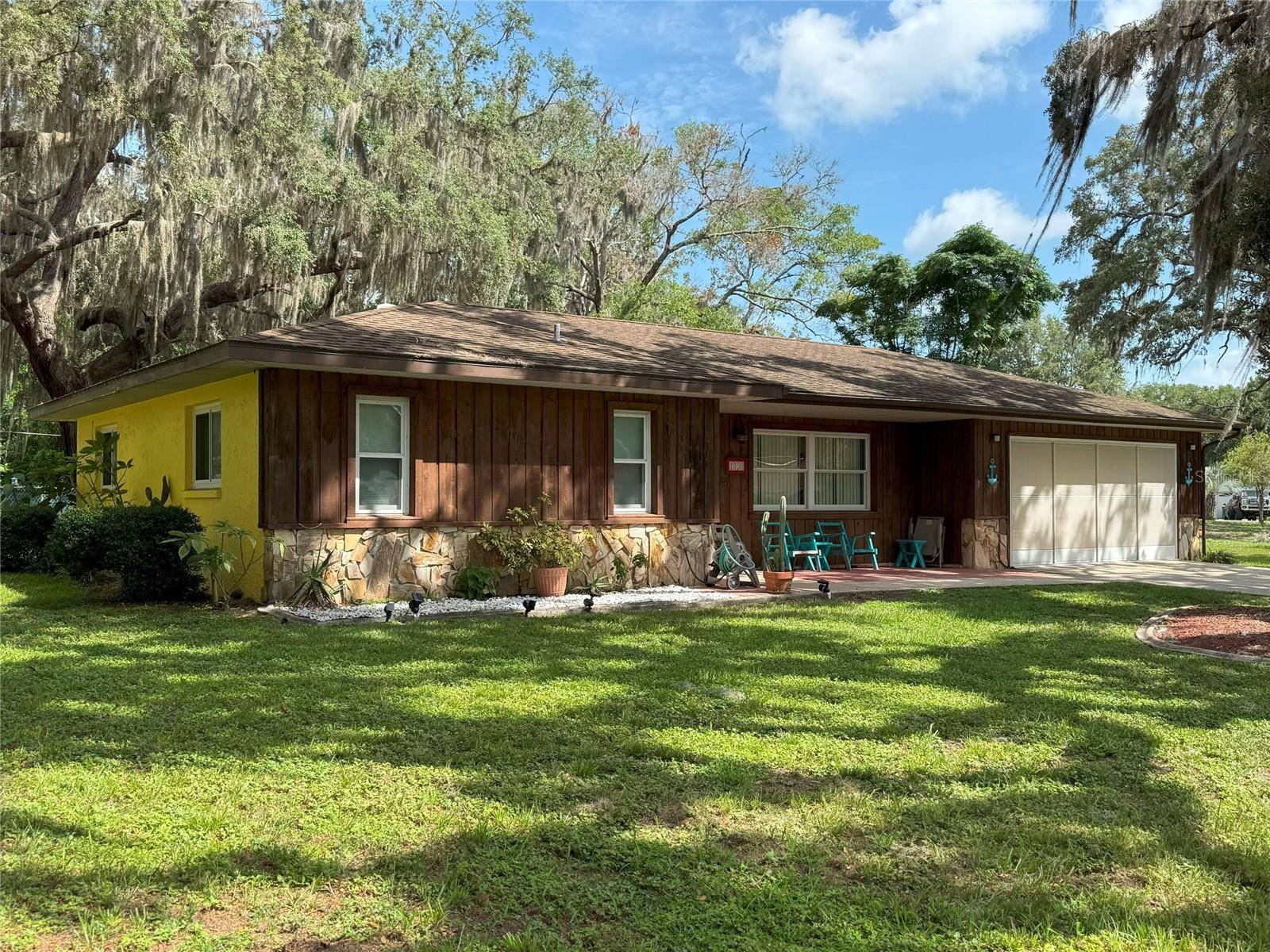 Inverness, FL 34453,1050 BLOOMFIELD DR