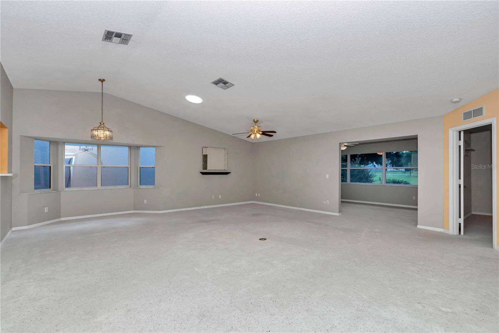 Ocala, FL 34481,9069 SW 91ST CIR