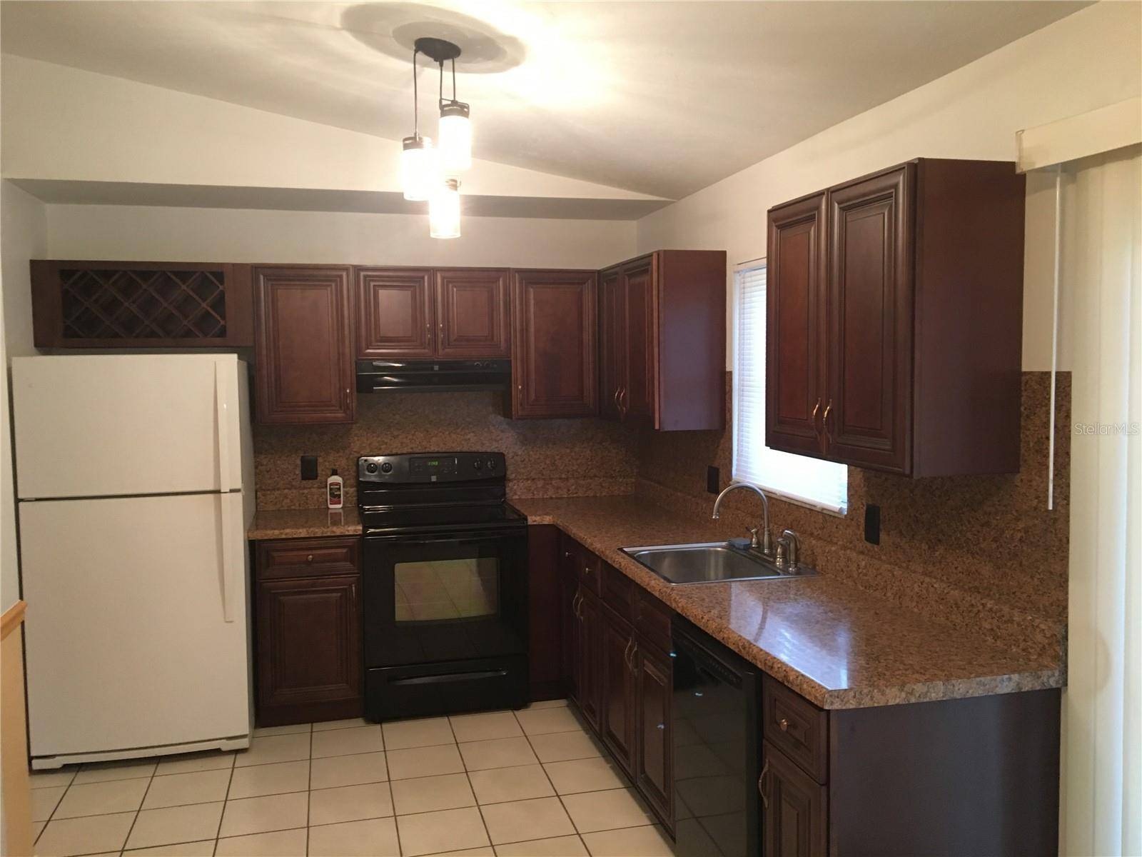 Ocala, FL 34479,2331 NE 40TH ST