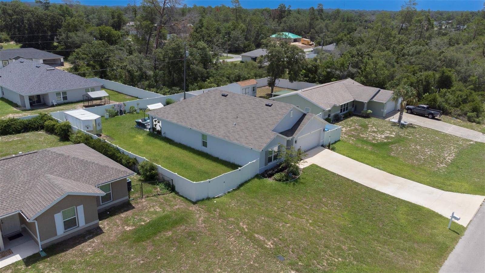 Ocala, FL 34473,465 MARION OAKS LN