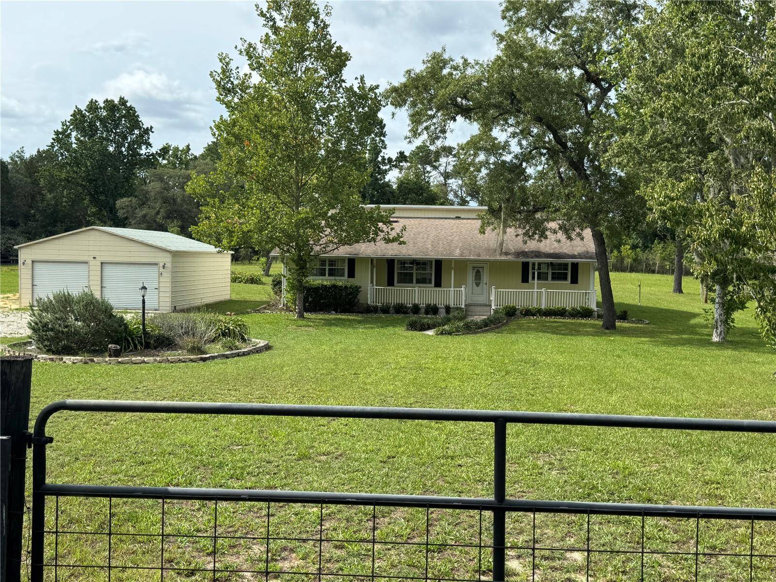Dunnellon, FL 34433,6219 W HOLLY BROOK LN