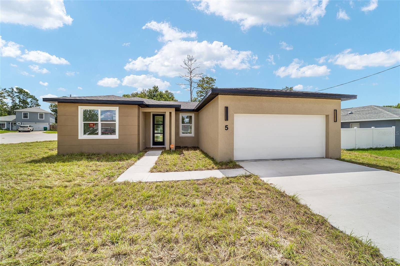 Ocala, FL 34472,5 DOGWOOD LOOP AVE