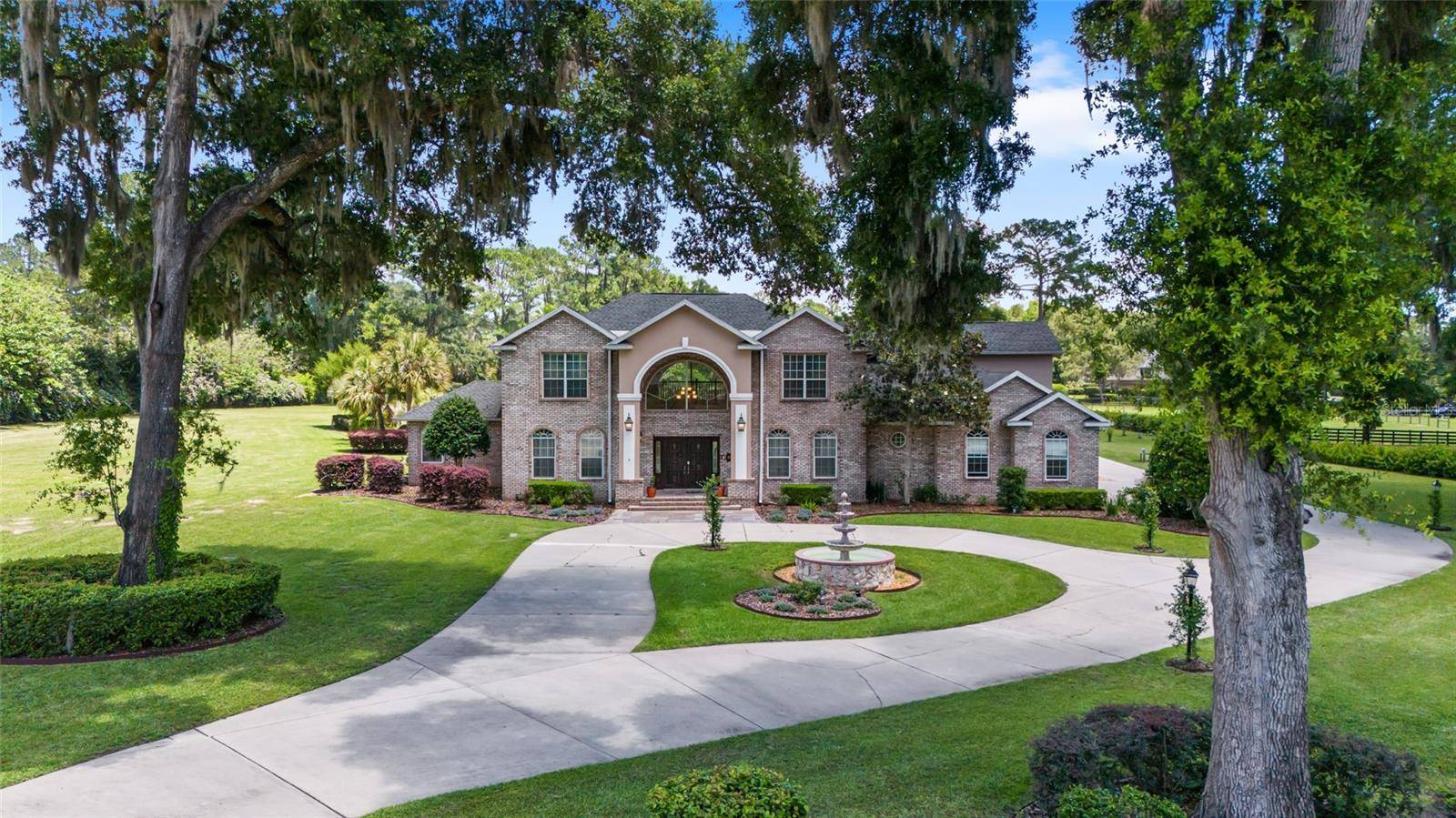 Ocala, FL 34480,9039 SE 7TH AVENUE RD