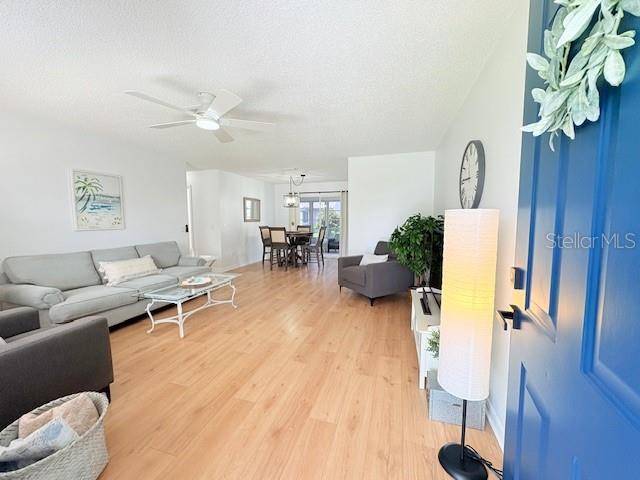 Lady Lake, FL 32159,528 VALENCIA PL