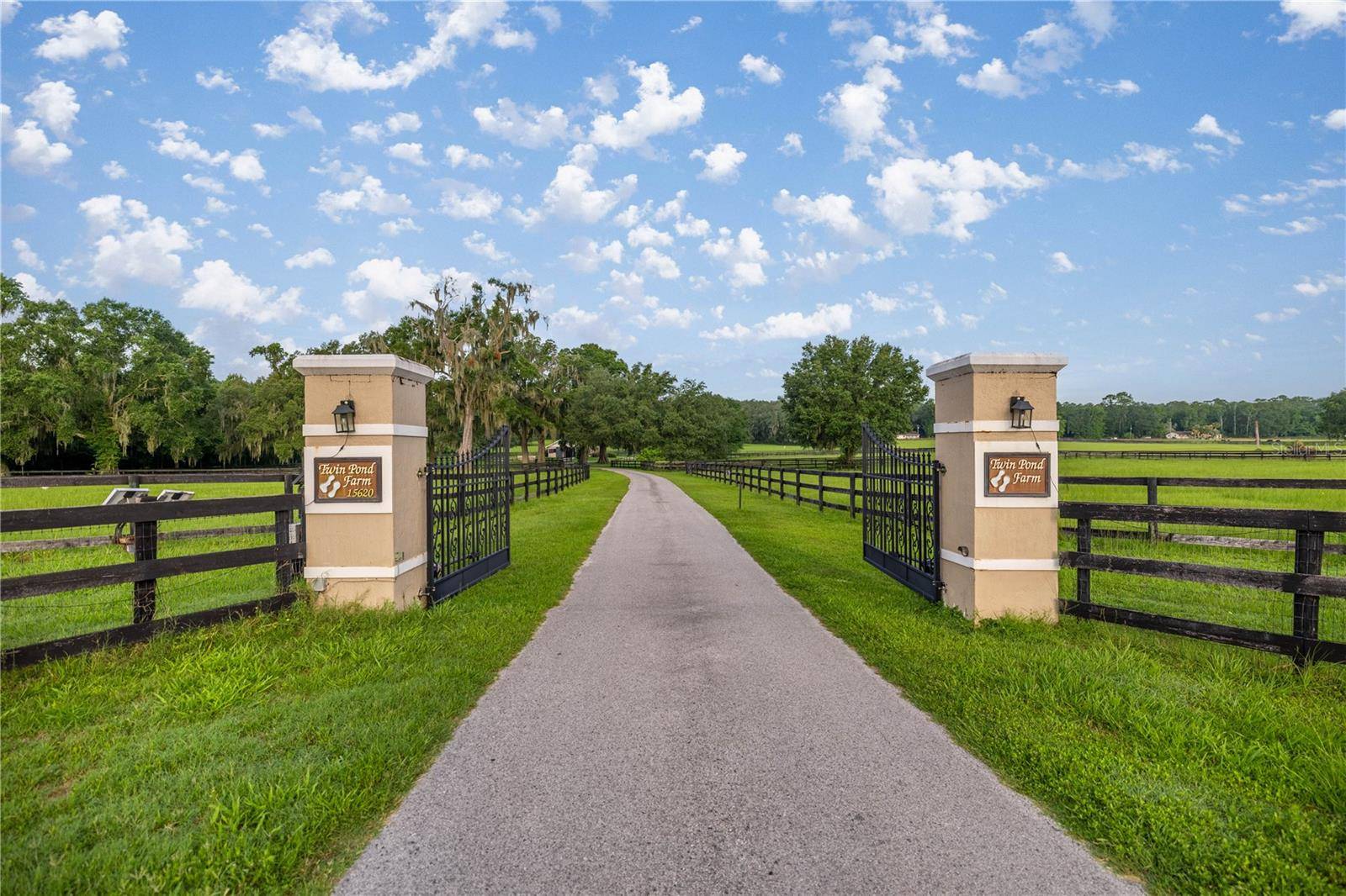 Reddick, FL 32686,15620 NW HIGHWAY 225