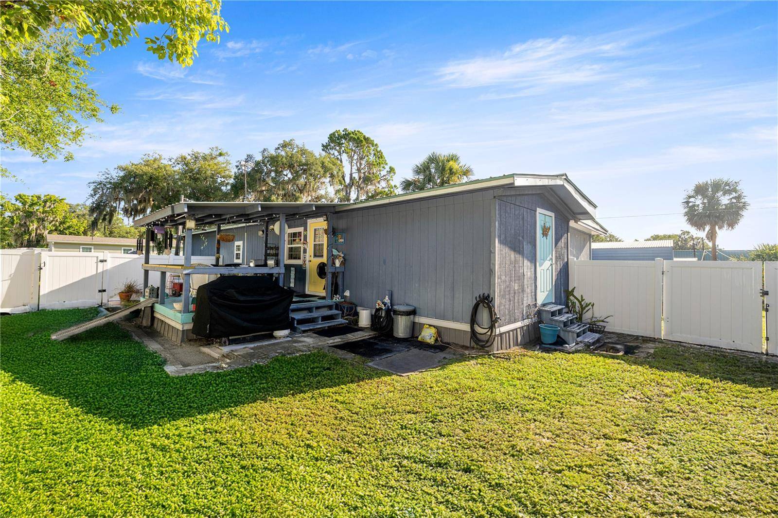 Fort Mc Coy, FL 32134,9490 NE 306TH AVE