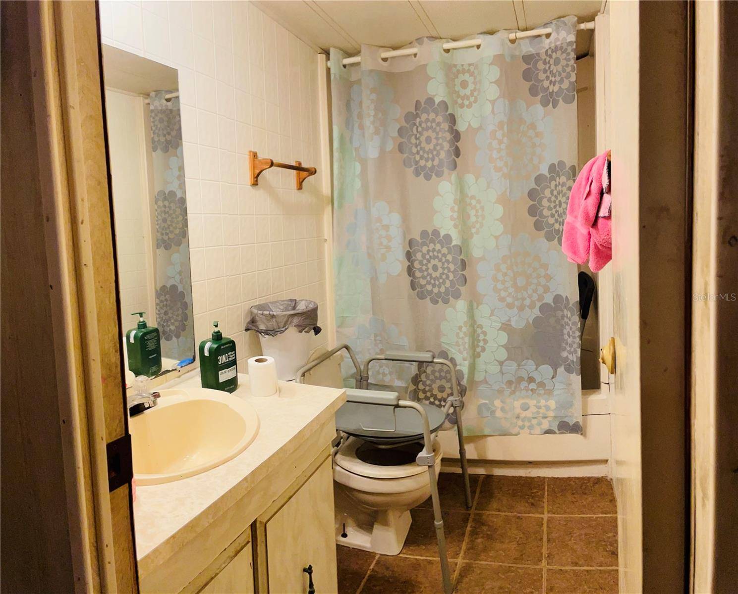 Silver Springs, FL 34488,2305 SE 173RD AVE